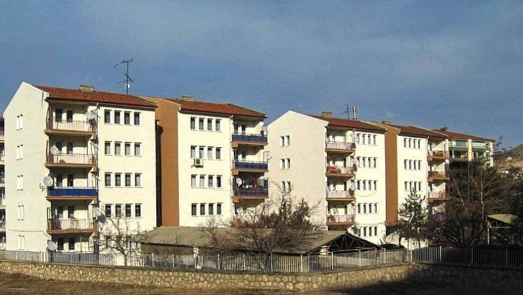 Kamu lojmanları ihaleyle satılacak