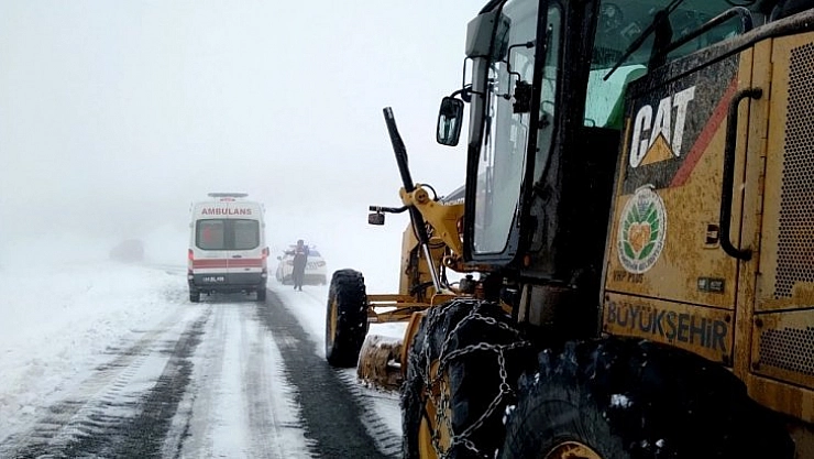 Kapalı olan bazı yolları açıldı