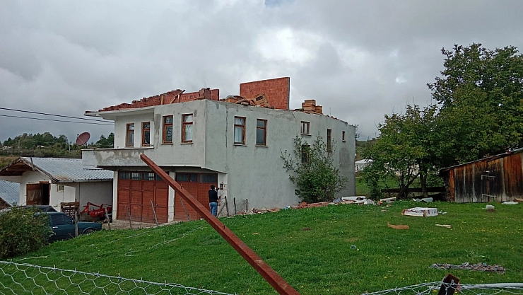 Kastamonu'da Fırtına Hayatı Ferç Etti