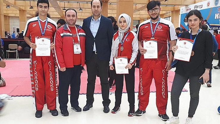 4 madalya ile dönüyoruz