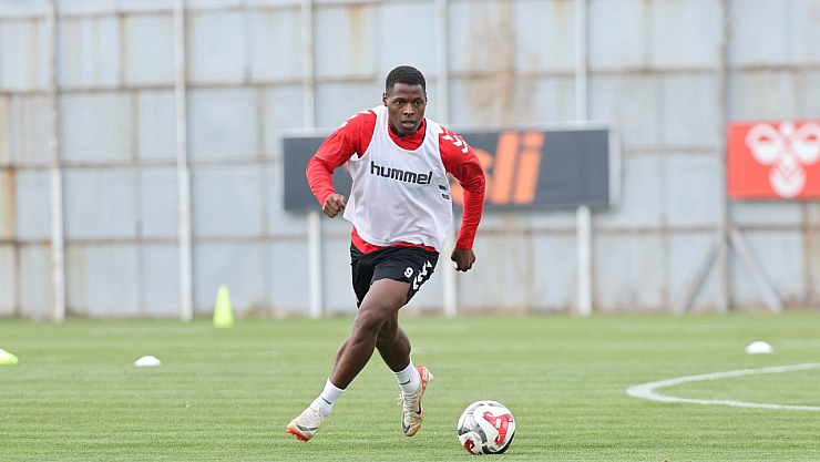 Kırmızı-beyazlı ekibin maç hazırlığı sürüyor