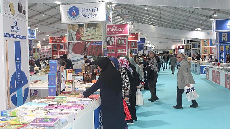 Kitap fuarı açıldı