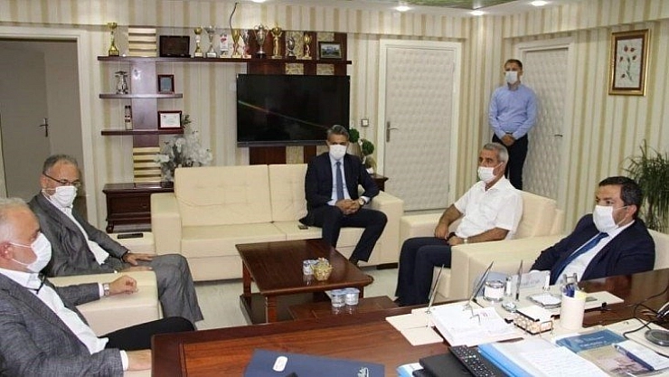 İstişarelerde bulundular