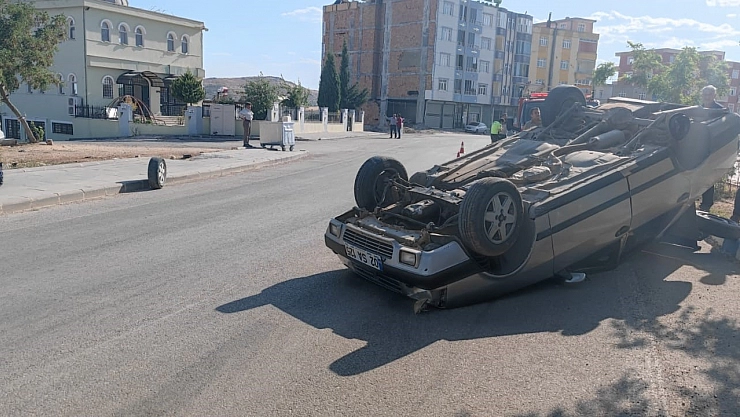 Kontrolden çıkan otomobil takla attı