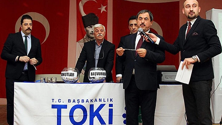 Kura çekildi
