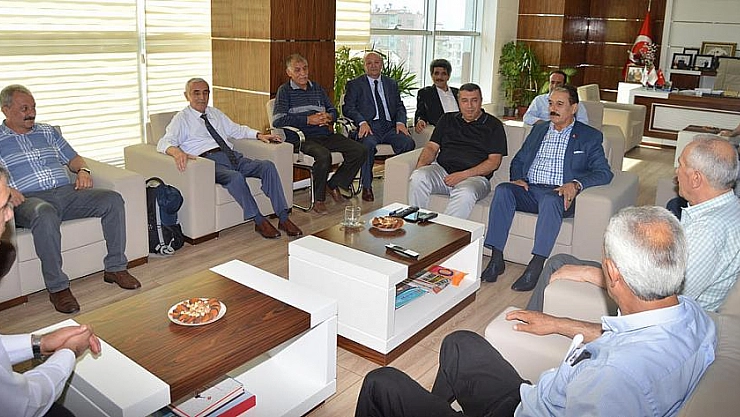 Kuru kayısı 10 TL'den işlem görüyor