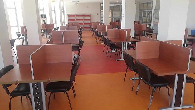 Kütüphane yeniden hizmette