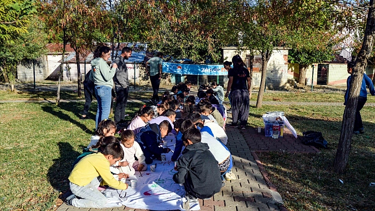 Lice'de Çocuklara Müzik ve Resim Atölyesi Etkinliği