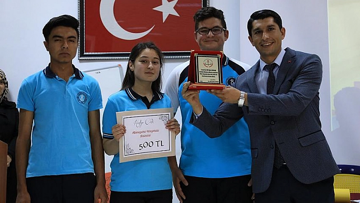 Liseler arası münazara yarışması