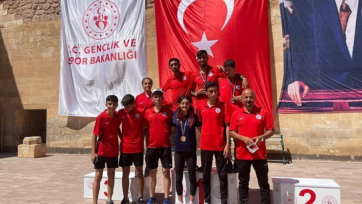 Madalyayla döndüler