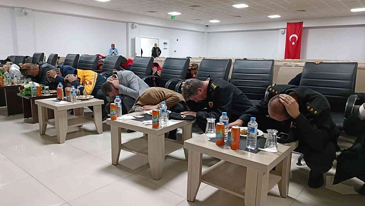 'Çök Kapan Tutun' tatbikatı