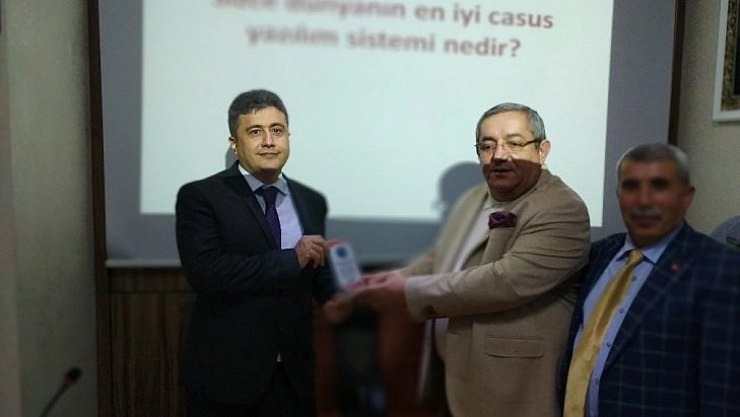 'Siber Savaşı ve Türkiye' konuşuldu