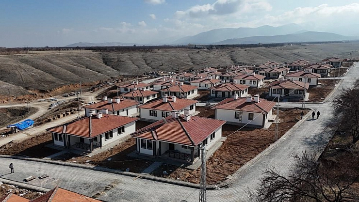 Malatya'da 117 Köy Evi Hak Sahiplerine Teslim Edildi!