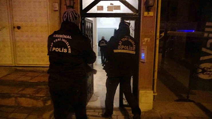 6'ncı kattan düştü ağır yaralandı
