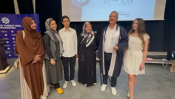 Örnek hikaye: 61 yaşında bölüm birincisi oldu