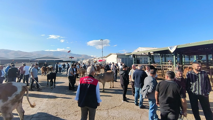 Malatya'da 80 gün sonra kapıları açıldı!