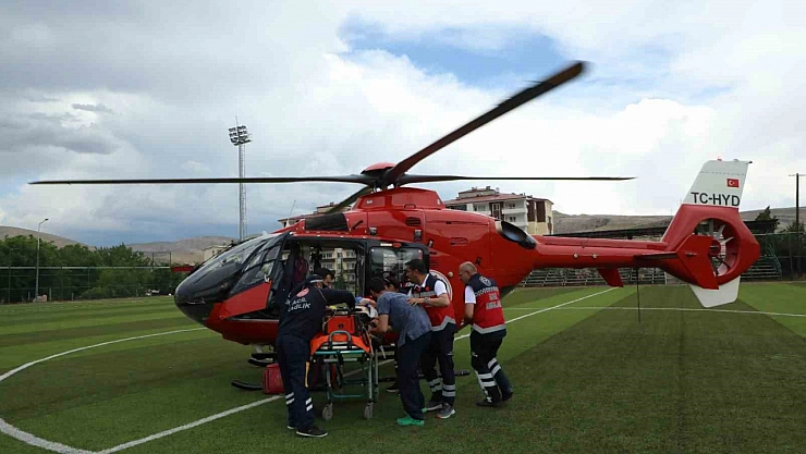 Malatya'da kalp krizi geçiren hasta için ambulans helikopter havalandı