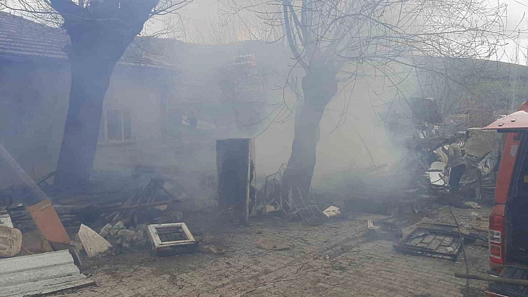 Doğanşehir'de bahçelik alanda korkutan yangın!
