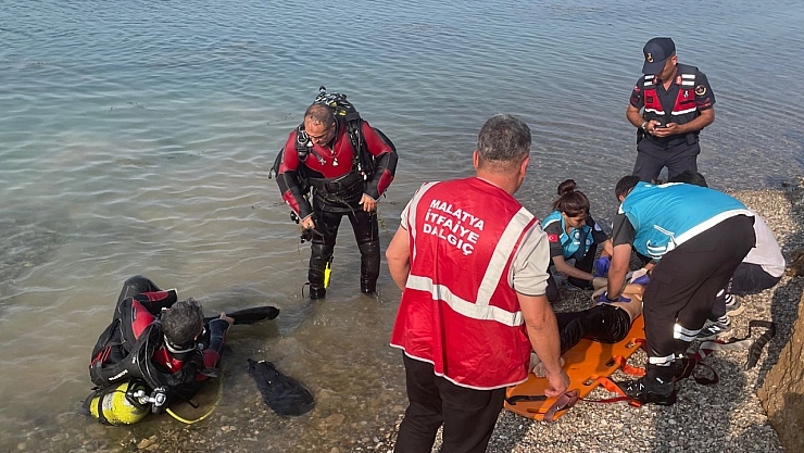 Malatya'da baraj gölüne giren çocuk boğuldu