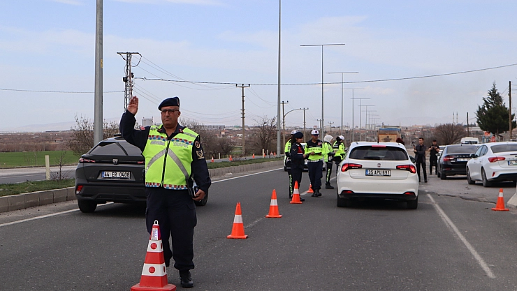 Malatya'da bayram tedbirleri zirvede: 621 ekip, 2 bin 671 personel sahada!