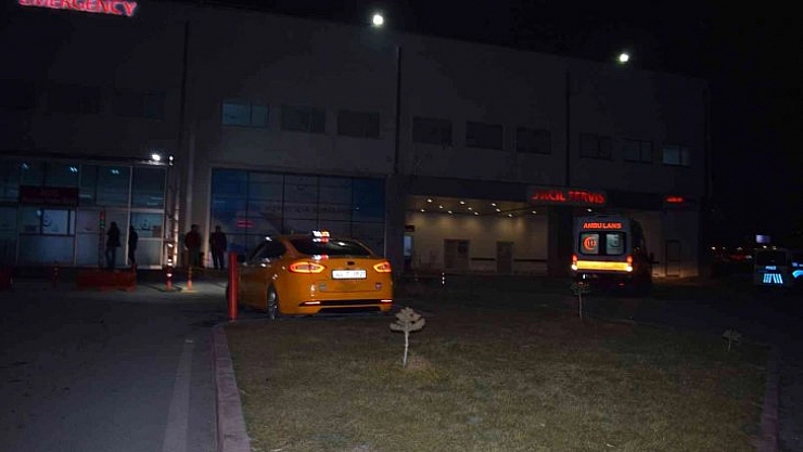 Bıçaklı kavga 2 yaralı