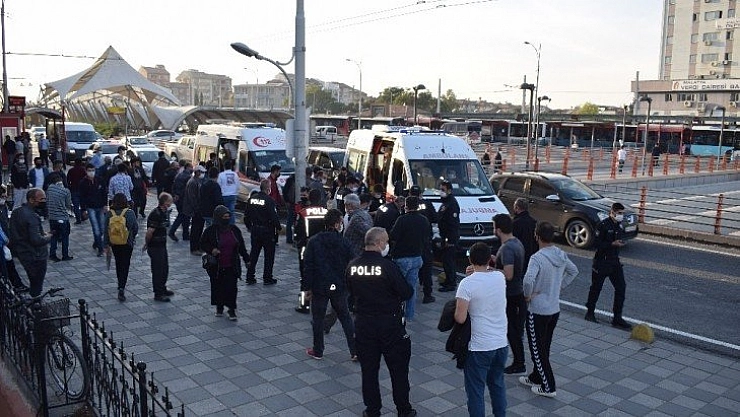 Döner bıçaklı sopalı kavga