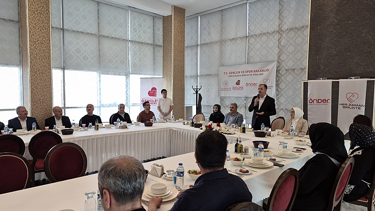 Malatya'da Gençlerin Elinden Tutan Proje: 'Her Zaman Birlikte' Yola Çıktı!!