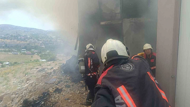 Malatya'da konteyner yangını