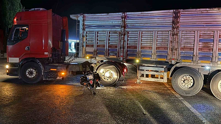 Malatya'da feci kaza! Kamyon ile motosiklet çarpıştı: 1 yaralı