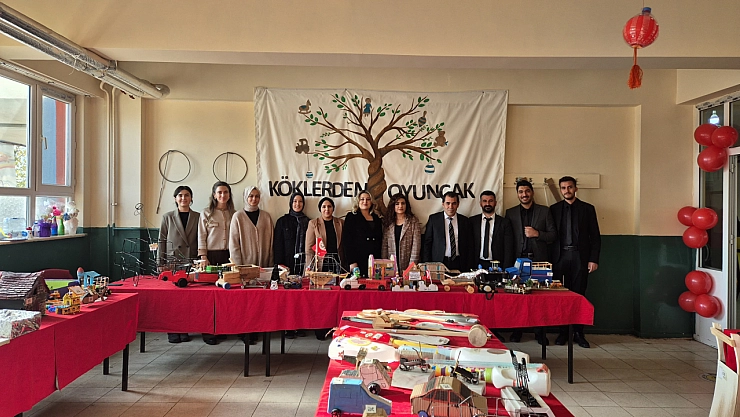 Malatya'da Köklerden Oyuncak Sergisi