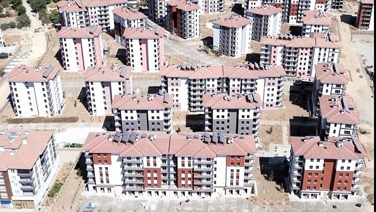 Malatya'da Merkez 30 Projesi'nin Kura Çekimi Başladı: Canlı izlemek İçin Tıklayın…