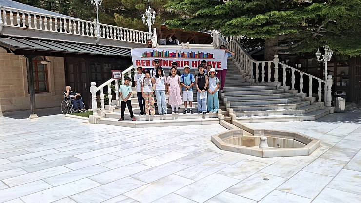 Malatya'da minik yüreklere anlamlı dokunuş: Her güne bir hikaye…!