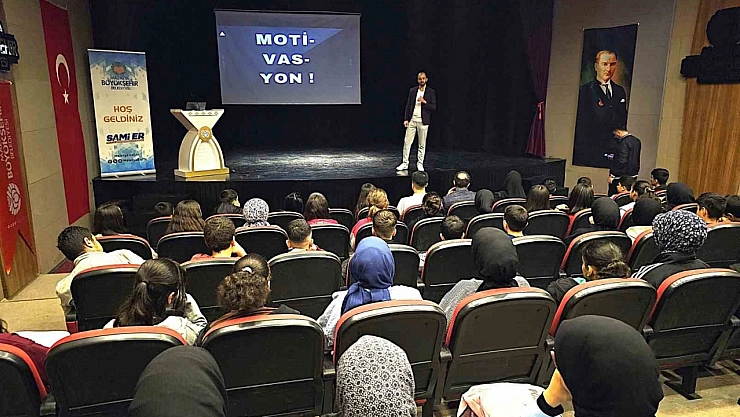 Malatya'da öğrencilere kaygı ve motivasyon semineri