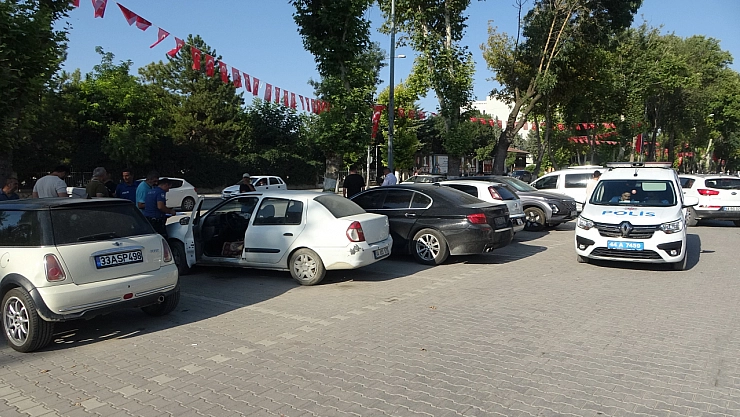 Malatya'da park halindeki araçta ölü bulundu
