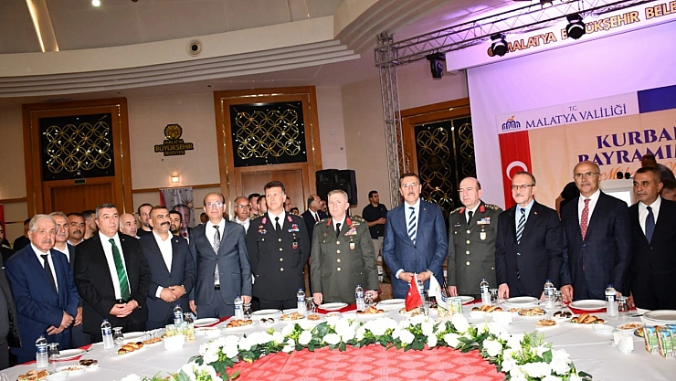 Malatya'da Resmi Bayramlaşma töreni