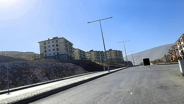Malatya'da TOKİ Evleri Alarm Veriyor