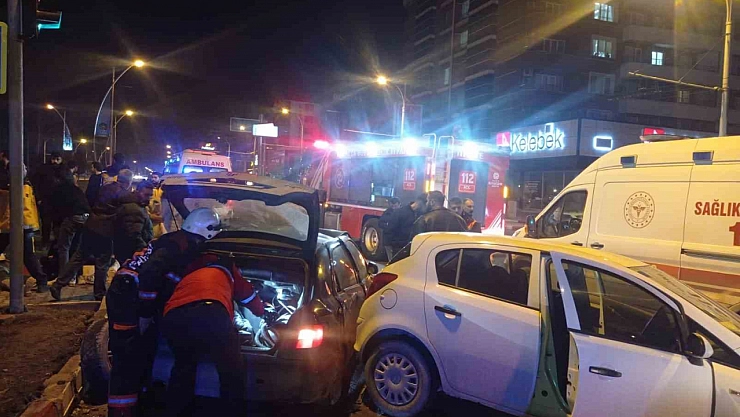 Malatya'da Feci Kaza: 5 Yaralı