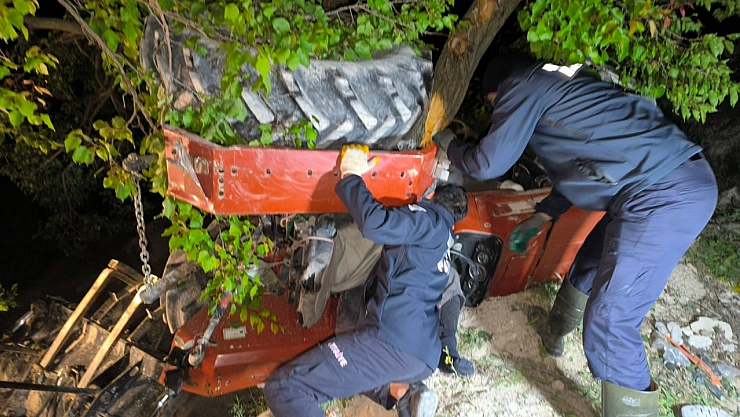 Malatya'da traktör devrildi: 1 ölü