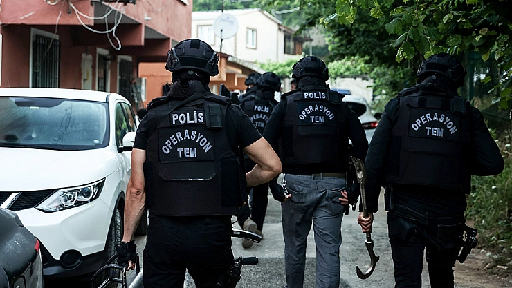 Malatya'da uyuşturucuya darbe: Binlerce sentetik hap ele geçirildi