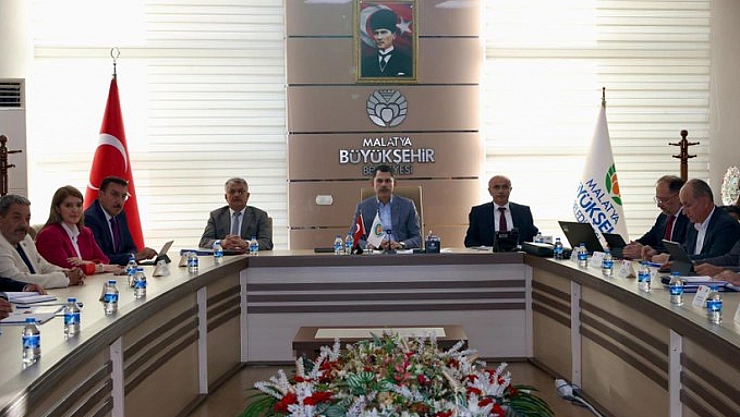 Malatya'nın Geleceği İçin İstişare Toplantısı: Asrın Felaketinin İzlerini Silecek!