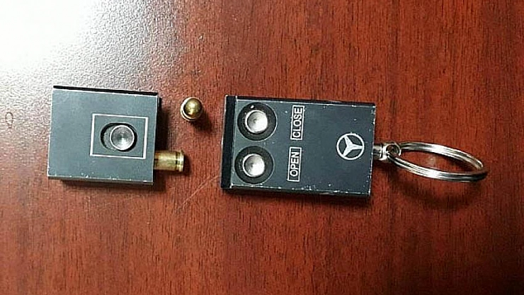 Anahtar görünümlü suikast silahı 