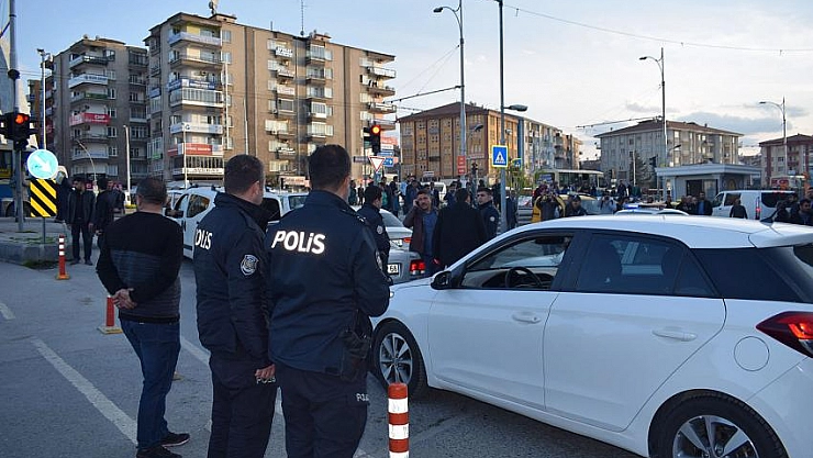Polise ateş açıldı 
