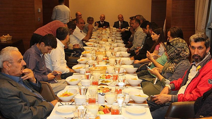 Basına iftar