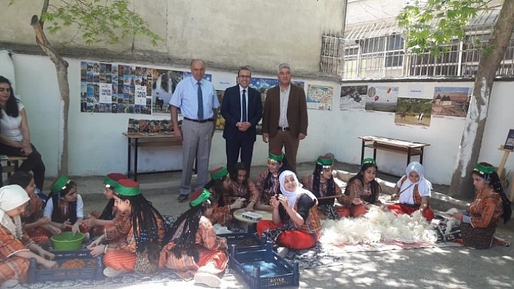 Malatya'da İlkokul Öğrencilerinden Sergi