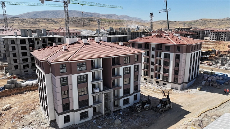 Malatyalılar için gece gündüz çalışıyorlar!