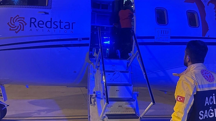 Mardin'de ambulans uçak 1 günlük bebek için havalandı