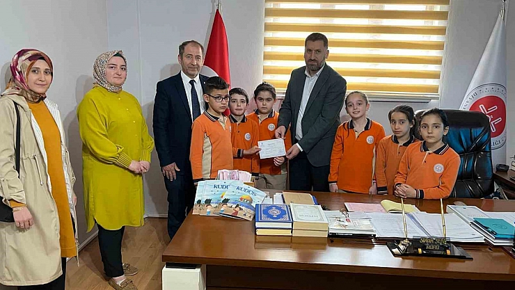 Malatya'da minik kalpler Gazze için attı: 43 bin TL toplandı!