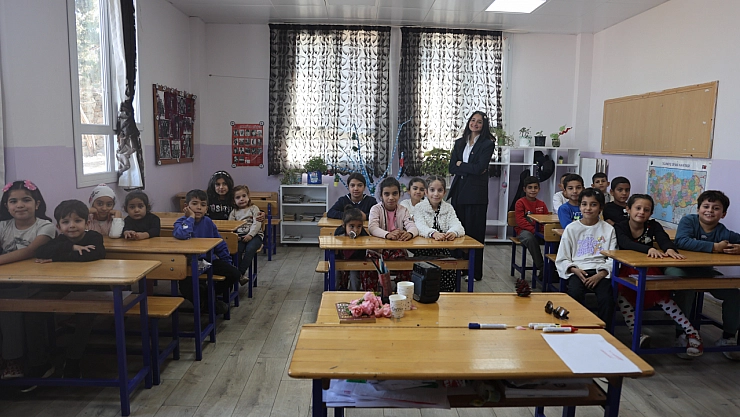 Melahat öğretmenin 10 parmağında 10 marifet