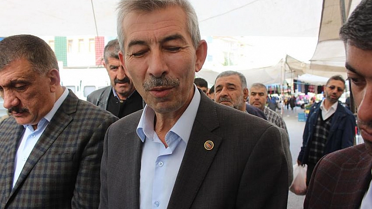 Menfaat grupları var