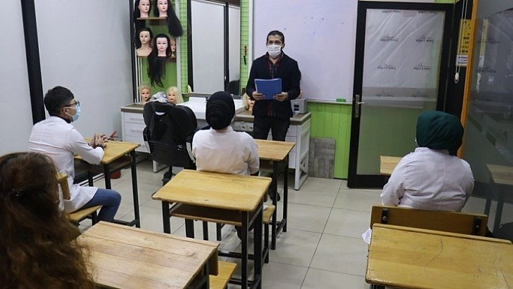 30 kişi mezun oldu